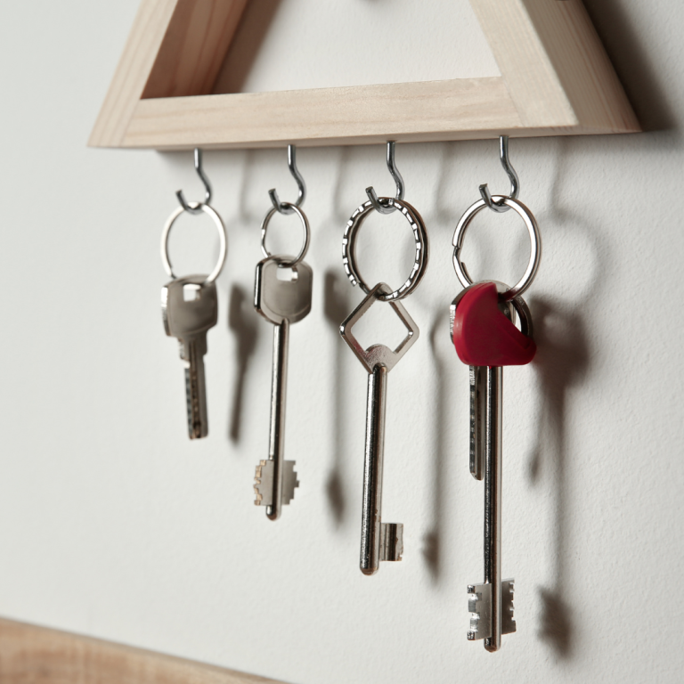 How to Declutter and Organize Your Keys (Without Losing Your Mind)