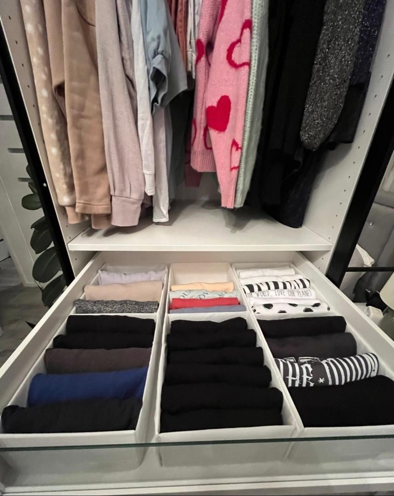 How to Organize a Small Closet With Lots of Clothes